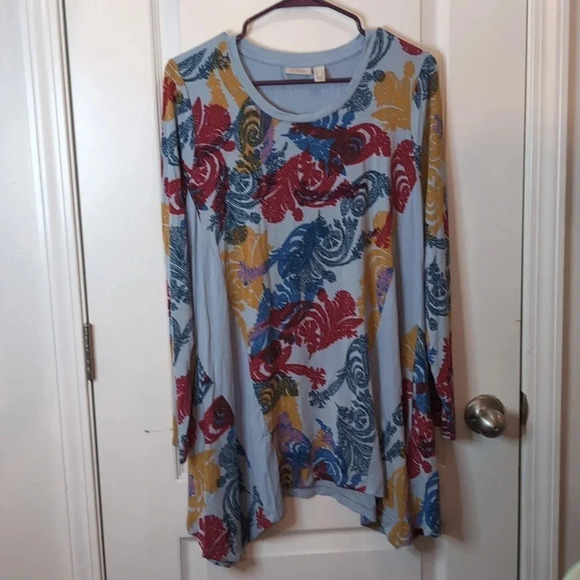 LOGO by Lori Goldstein Blue paisley tunic with pockets - Picture 2 of 9